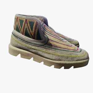 Bernardo Drea Shearling Lined Embroidered Suede Moc Booties Anthropologie 9